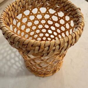 NEST Fragrances Woven Natural Candle Holder